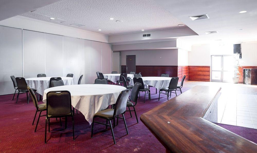 温纳罗酒馆睡帽酒店 Wanneroo 外观 照片